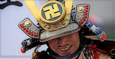 Японская свастика: герб клана Хатисука